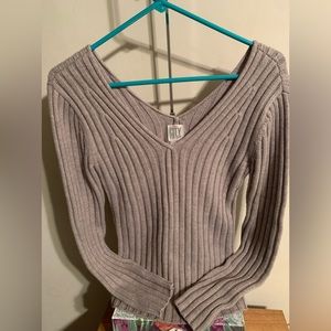 City DKNY Sweater Long V Neck Form Fitting Cable Knit Grey Size Small Pe…